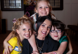 rhonda with three young girls